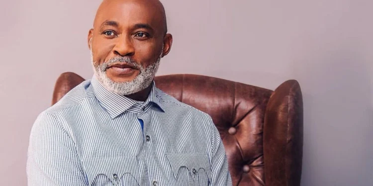 Richard Mofe Damijo : Le Parcours Inspirant d&rsquo;une Icône qui a Redéfini le Succès