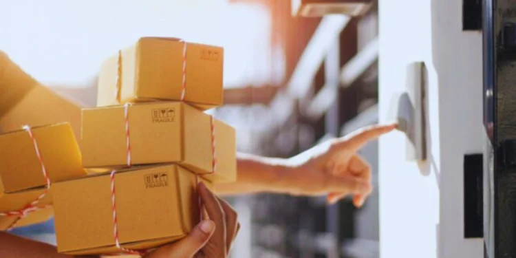 Agence de Livraison de Nourriture et de Colis