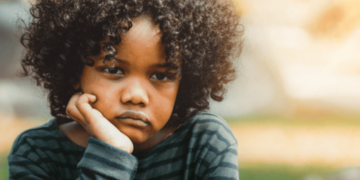 Manque de communication et d’interaction chez l’enfant : Problème, conséquences et solutions